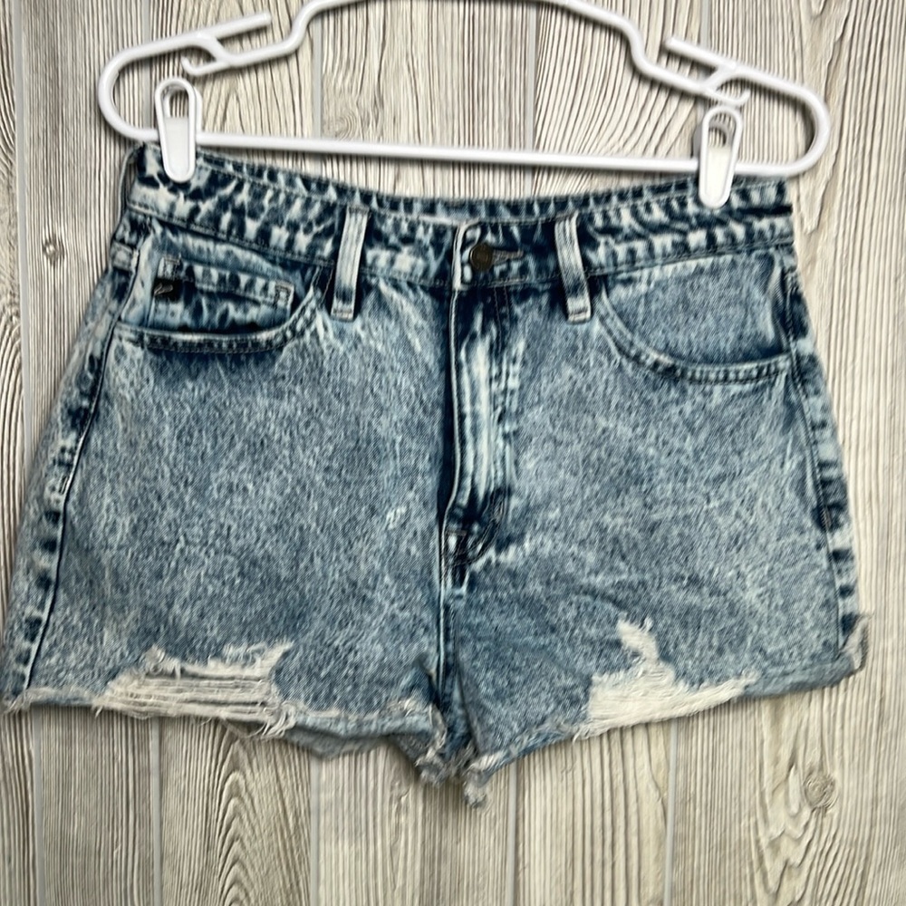 KanCan Acid Wash High Rise Mom Shorts Size 9/28